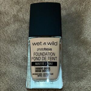 Wet n wild foundation